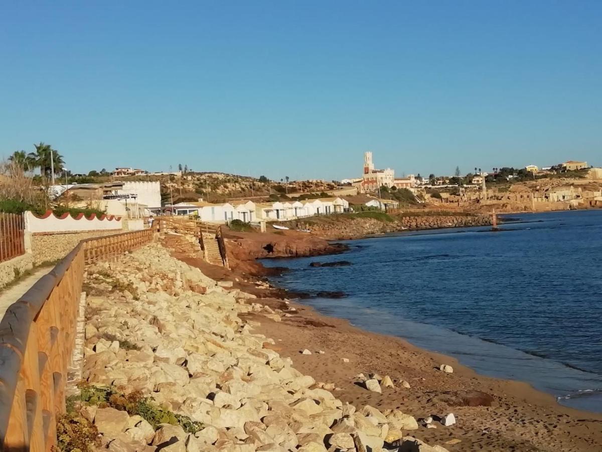 La Trinacria Di Capo Passero Portopalo Di Capo Passero Екстериор снимка